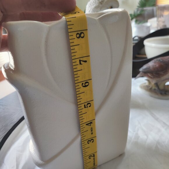 Royal Haeger tall 9" vase in White has a floral inspired design. Rare Rectangle - Picture 8 of 8